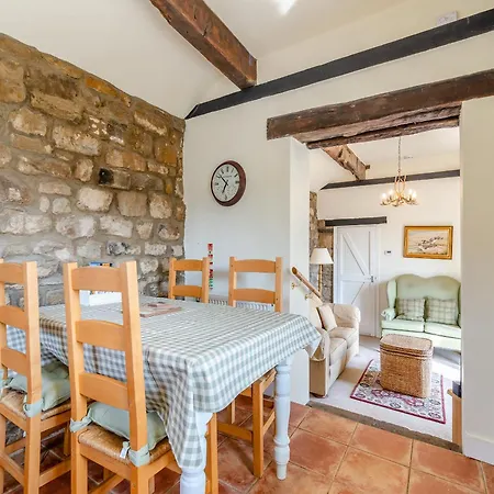 Holiday home The Smithy - Uk49535 Broxa