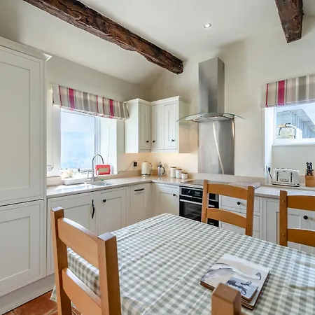 Holiday home The Smithy - Uk49535 Broxa